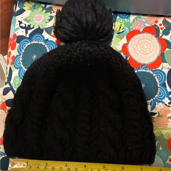 The North Face Charcoal Cable Knit Beanie - Picture 12 of 12